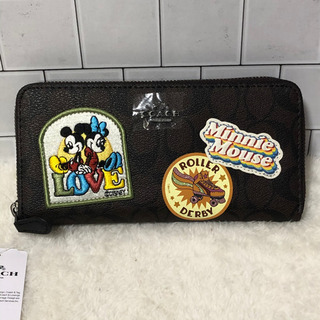 COACH ディズニーコラボ ラウンドファスナー長財布