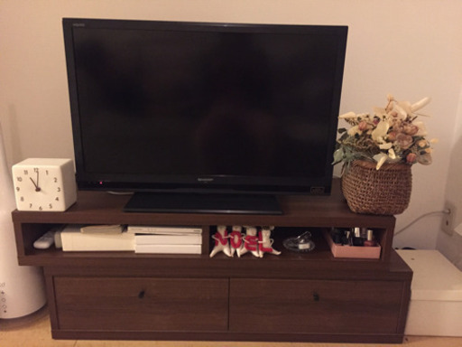 渋谷区にて受け渡し:伸縮自在テレビ台