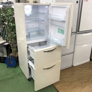 美品【 HITACHI 】日立 265L 3ドア冷凍冷蔵庫 うるおいチルドルーム 自動製氷機付き まんなか野菜室 R-S27AMV 美品【 HITACHI 】日立 265L 3ドア冷凍冷蔵庫 うるおいチルドルーム