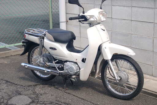 スーパーカブ　C110 JA10 　パールホワイト　7930㎞