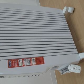 デロンギ　オイルヒーター　ドラゴンデジタルの画像