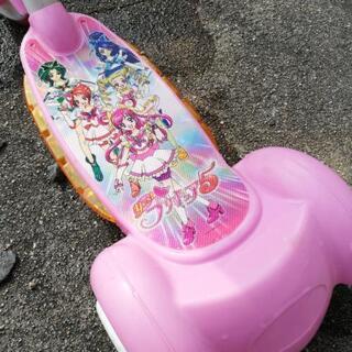 [3月末まで]プリキュアキックボード三輪車中古の画像