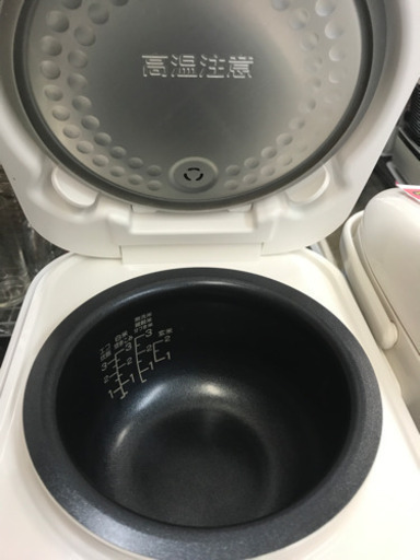 ハイアール　3合　美品　2018年　炊飯ジャー　炊飯器