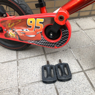 自転車デビュー　2in1 カーズ  12インチ