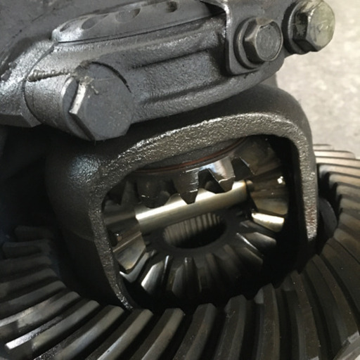 値下げ　RN10 初代ハイラックス リヤデフassy バリカンコロナ