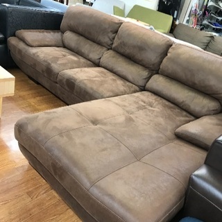 参考175.000円！新素材のレザーテックスを使ったソファ 【トレビソ】入荷しました！