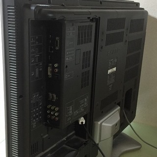 取引中です。☆年末は大きな画面で楽しみましょう。SHARP☆AQUOS☆32V型ハイビジョン液晶テレビ☆高精細ハイビジョン液晶パネル搭載の画像