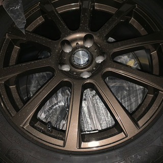 18インチ社外ホイールバリ山スタットレス