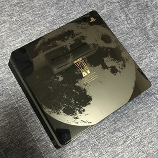 PS4 ルナエディション FF15同梱の画像