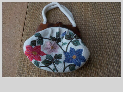 ビーズ刺繍　アンティークハンドバッグ　中古品