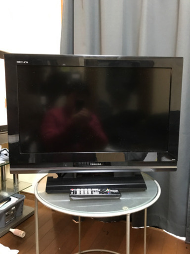 東芝24型REGZA TVです。