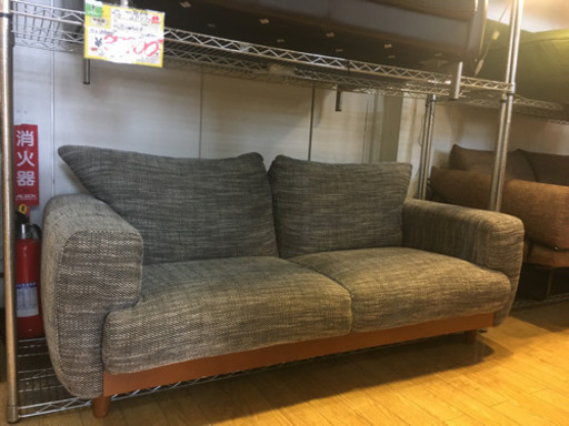 北欧デザイン ファブリック 2人掛けソファ