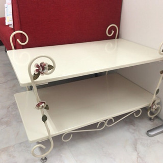 アンティーク風ローテーブルの画像