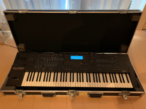 Roland G-800 シンセサイザー　76鍵盤　定価229,000円