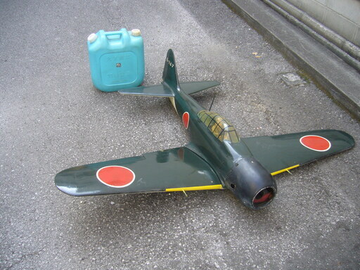 ゼロ戦木製模型元ラジコン大型翼長さ１６０ｃｍ