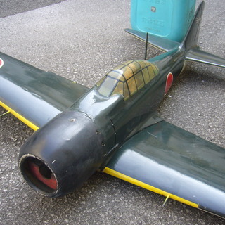 ゼロ戦木製模型元ラジコン大型翼長さ１６０ｃｍの画像