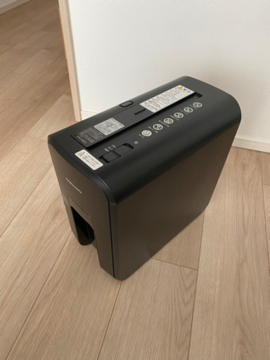 家庭用シュレッダー コクヨKPS-X80D