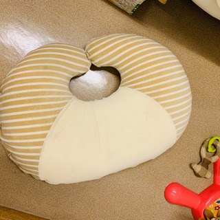 授乳クッション　MOGU