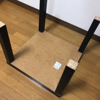 【急募】【譲ります】IKEA 黒ミニテーブルの画像
