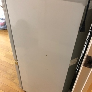 【急募】【譲ります】冷蔵庫シャープ2008年の画像