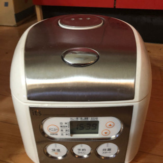 ☆美品！☆一人暮らしやカップルの方にピッタリの3号炊き！