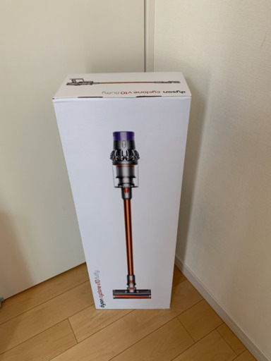 Dyson V10 Fluffy SV12FF 新品 未使用 フトンツール付き