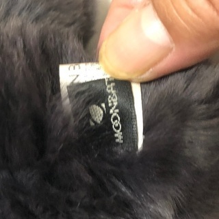 moon bat fur ラビット 毛皮ポンポン付きマフラー【美品】セール！の画像