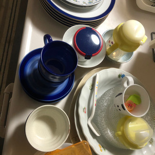 画像の食器など全ての画像