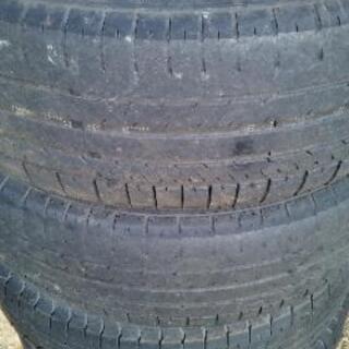 トヨタBOXY　アルミ　195/65R15