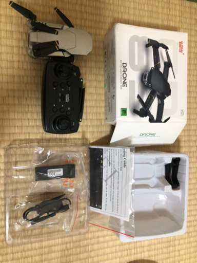 値下　e520 ドローン　4kカメラ