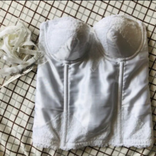 クリーニング済みブライダルインナー B70 ウェディング 下着の画像