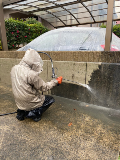 年末年始、家を綺麗にしませんか？格安にて高圧洗浄機で汚れを落とします。