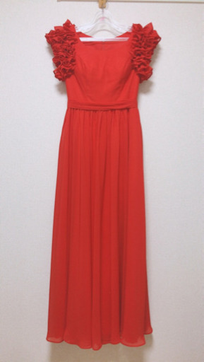 アバウトタイム　赤ドレス
