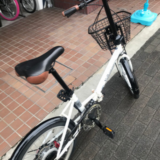 Volkswagen フォルクスワーゲン　折りたたみ自転車 ホワイト　20インチ 折りたたみ自転車 Bicycle Beetle WHITE VW_206G [外装6段 /20インチ