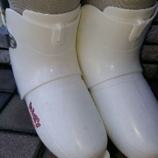 子供用スキー用品いろいろの画像