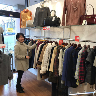 【年齢不問】２０１９年５月にオープンしたばかりのお店です！秋川駅徒歩3分。あきる野とうきゅうでのミセス服販売のお仕事ですの画像