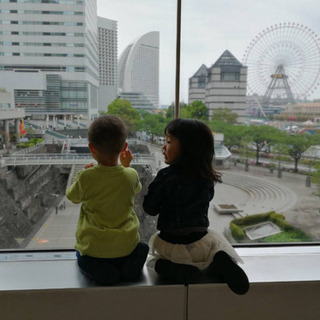 【年齢不問】２０１９年５月にオープンしたばかりのお店です！秋川駅徒歩3分。あきる野とうきゅうでのミセス服販売のお仕事ですの画像