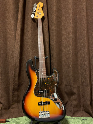 ベース FenderJapan ＆マーシャルアンプ