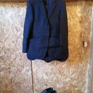 ■ 紳士服のアオキ 黒 スーツ ＆ 靴 シューズ ネクタイ付きの画像