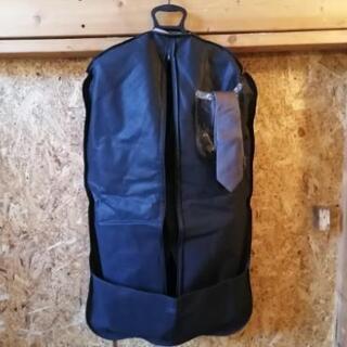 ■ 紳士服のアオキ 黒 スーツ ＆ 靴 シューズ ネクタイ付きの画像