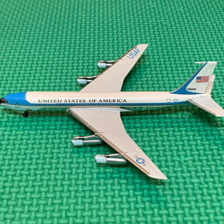 ドラゴンウィングス VC-137C 1/400の画像