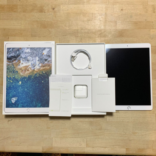 格安☆美品☆iPad pro 10.5 64GB WiFiモデル☆シルバー