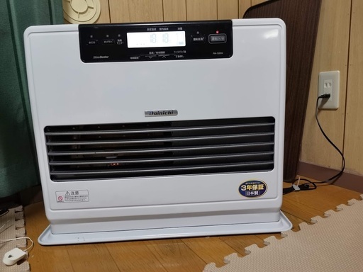 ダイニチ　大型ファンヒータ（2018年製　使用期間３か月）
