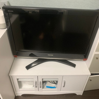 27日朝取引出来る方限定！！美品！！テレビ台付き！32型テレビ　TOSHIBA