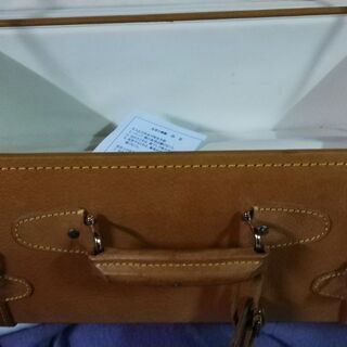 新品同様未使用品レザートランクキャリーケース　年末年始旅行へ行かれる方間に合いますの画像