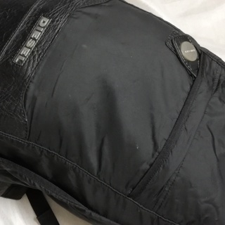 DIESELディーゼルボディーバッグ　ブラック　おまけ..DIE...