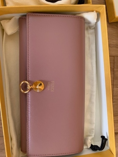 FENDI 財布　名刺入れ
