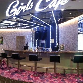 【高時給1100円】カフェスタッフ募集(クラブイーグル麻生店)の画像
