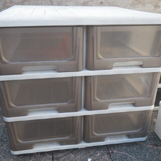 ■無料で差し上げます。■配達可■プラスチック 収納ケース 4点 の画像