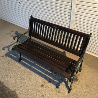 アンティーク風ベンチ　屋外用の画像